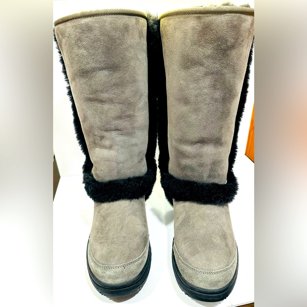 Ugg Sunburst Boots
